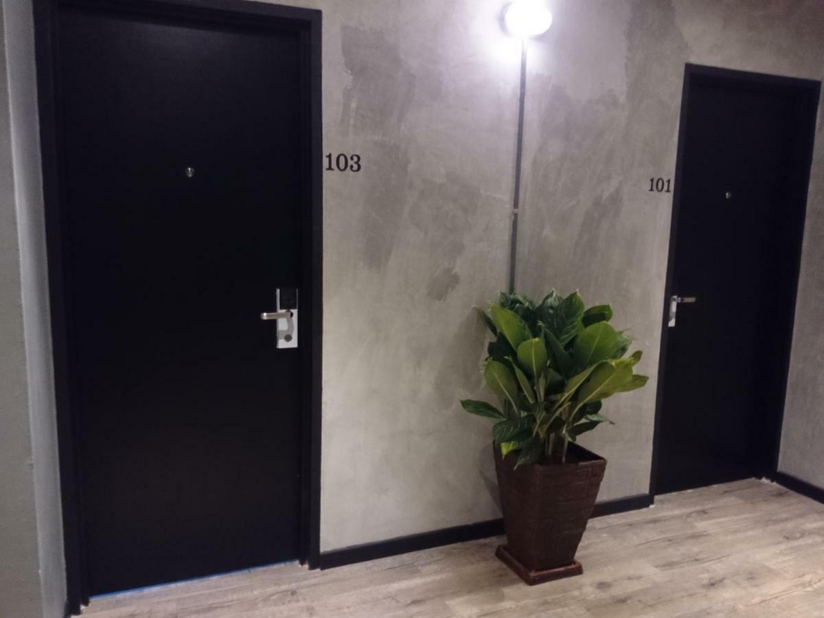 68 Boutique Hotel Sitiawan Kültér fotó